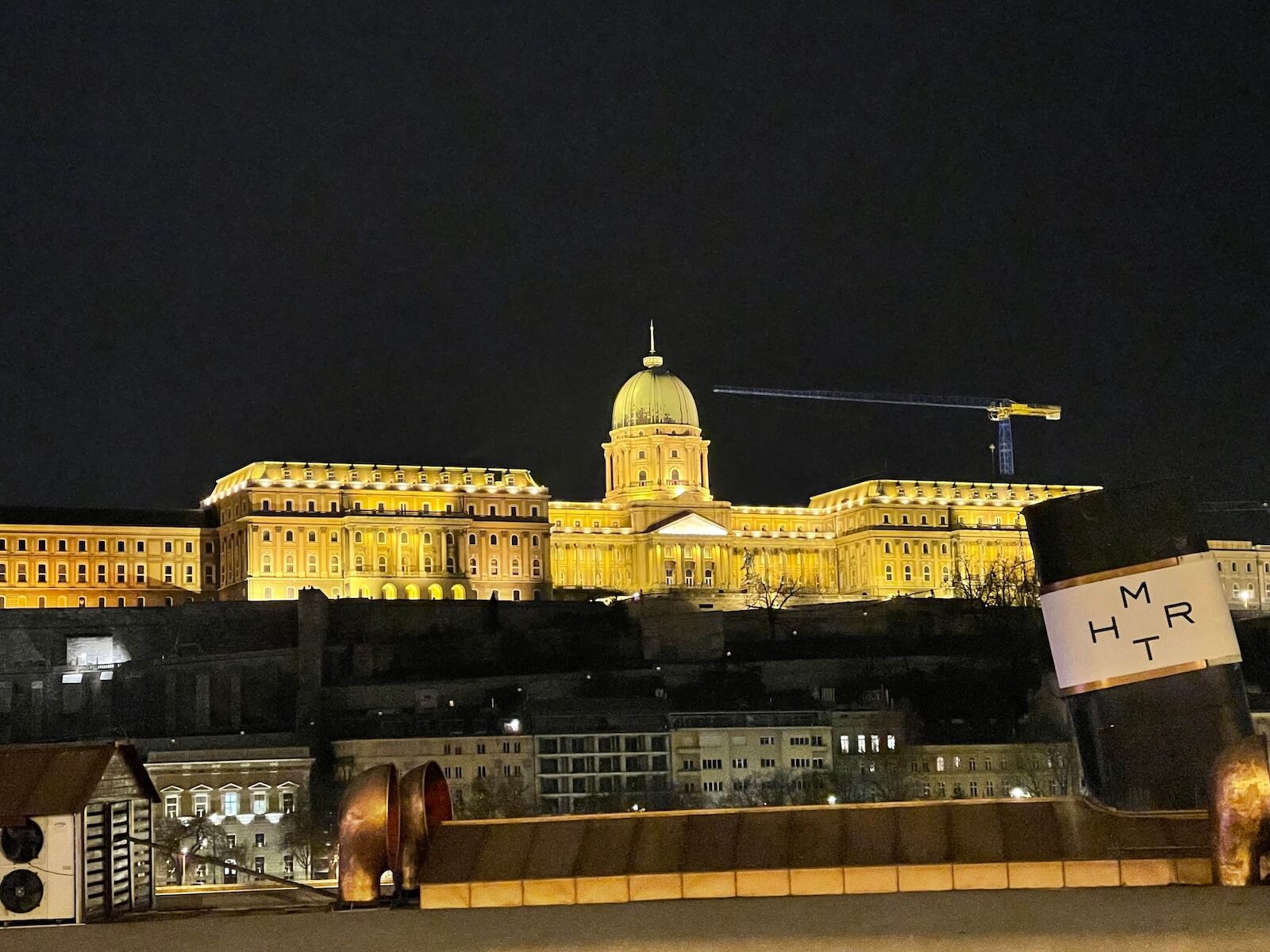 Budapest Castle with construction crane - Pawel Zawadzki